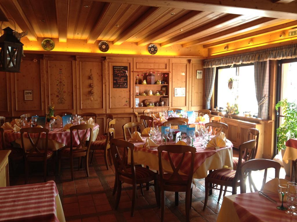 Au Soleil, Hotel Restaurant & Spa Valff 外观 照片