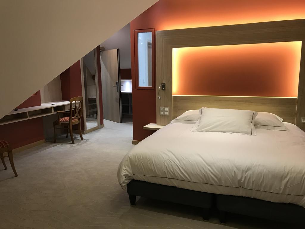Au Soleil, Hotel Restaurant & Spa Valff 外观 照片
